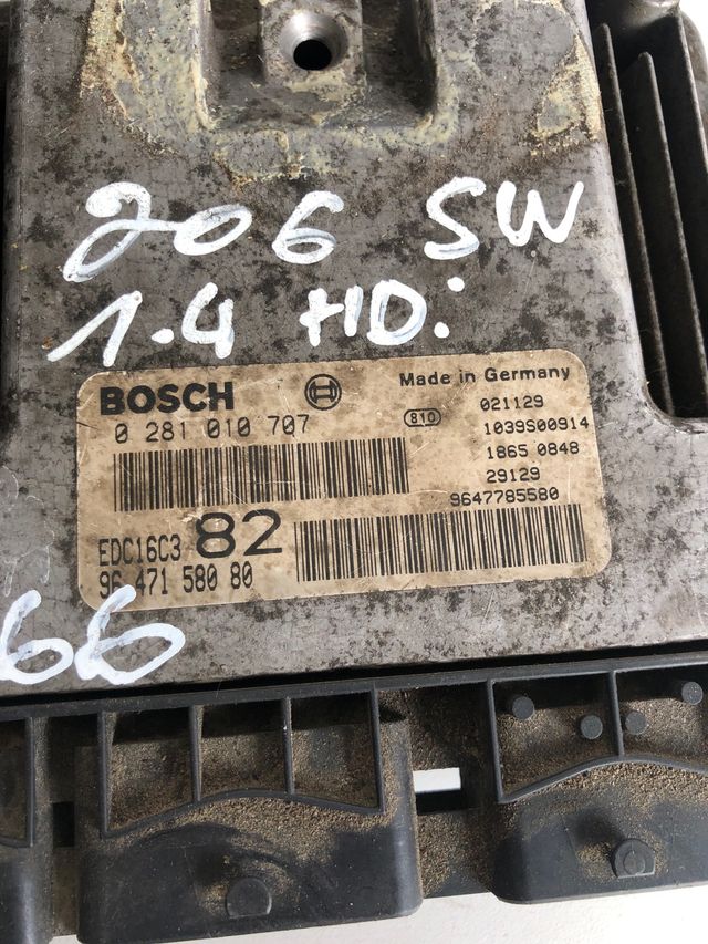 Kit de arranque Peugeot 206 1.4 HDI ECU Bosch Referencia : 0281010707 Referencia original : 9647158080
