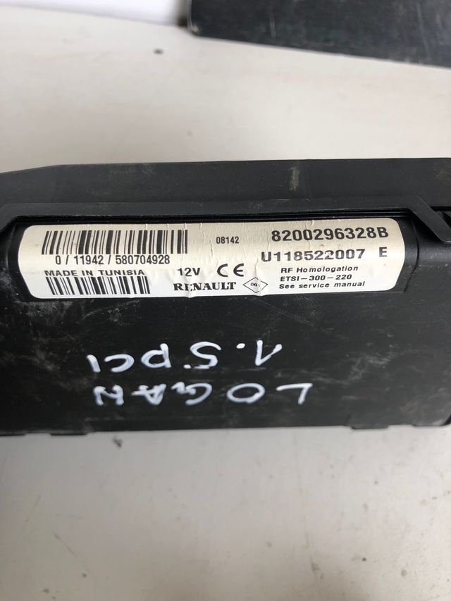 Kit de arranque Dacia Logan 1.5 DCI ECU Delphi Referencia : 8200911568 / 8200785530
