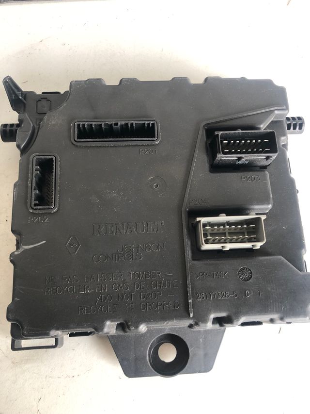 Kit de arranque Renault Kangoo 1.4 gasolina turbo EMS3150 ECU Continental Referencia : S180158109 ECU Referencia original : 237104073R