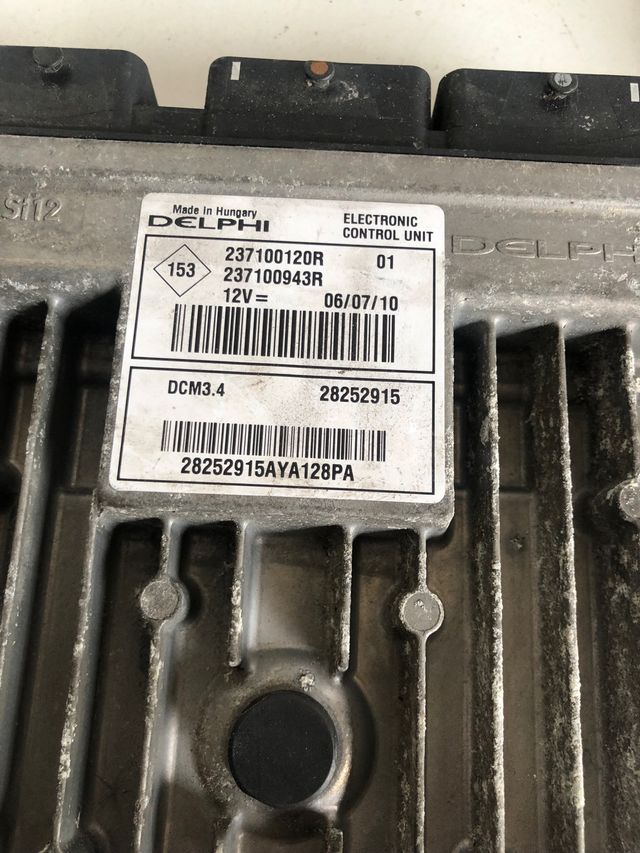 Kit de arranque Renault Megane 3 1.5 dci ECU Delphi Referencia : 237100120R / 237100943R