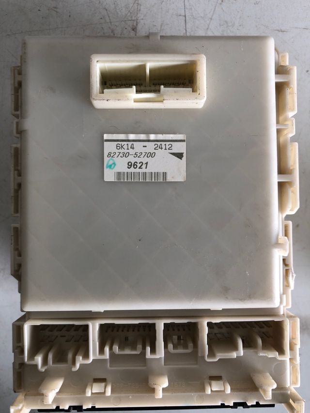 Kit de arranque toyota yaris P9 1.3 VVTI gasolina 2005-2012 ECU Denso Referencia : 896610D310