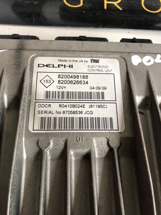 Kit de arranque Renault Megane 2 1.5 DCI     ECU Delphi Referencia : 8200498188 / 8200626634 UCH Referencia : 8200780028 / U118400340