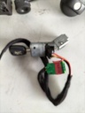 kit de arranque Peugeot 307 1.4 16V gasolina ECU Bosch Referencia : 0261206943 ECU Referencia original PSA : 9657823880 BSI Referencia : 9651196980 BSI J04