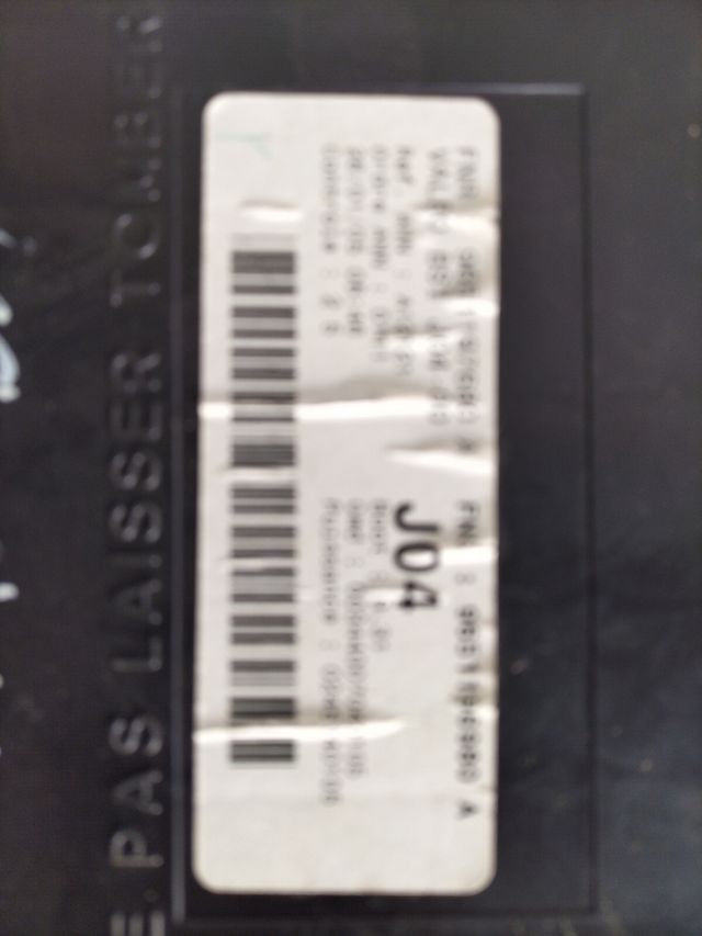 kit de arranque Peugeot 307 1.4 16V gasolina ECU Bosch Referencia : 0261206943 ECU Referencia original PSA : 9657823880 BSI Referencia : 9651196980 BSI J04