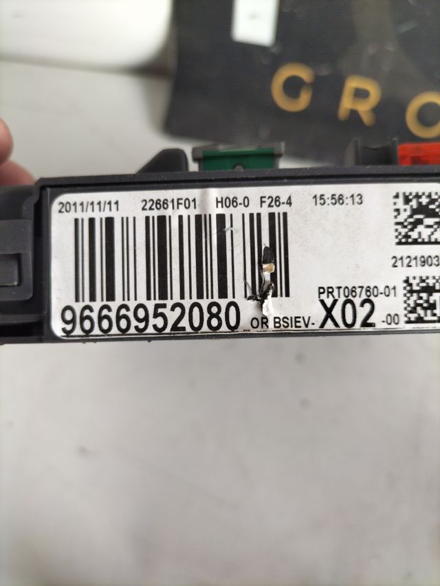 kit de arranque Citroën C3 1.4HDI ECU Bosch Referencia : 0281017337 - Edc17C10 Referencia original PSA : 9676833080 BSI Referencia  : 9666952080
