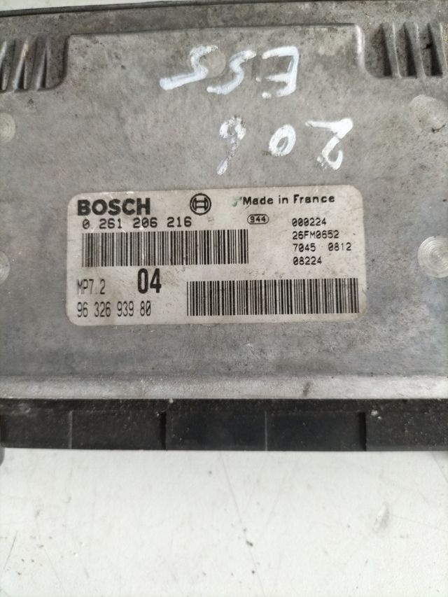 kit de arranque Peugeot 206 gasolina ECU BOSCH Referencia : 02261206216 / ECU Referencia original : 9632693980  / BSI RÉF : 9626460880 - S105872300