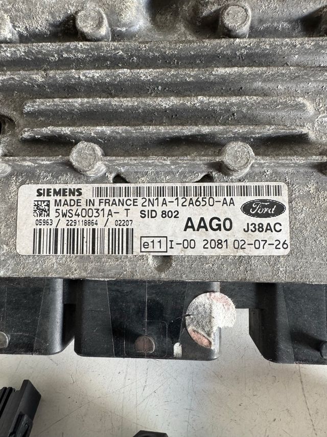 kit de arranque Ford Fusion 1.4 TDCI ECU Siemens Referencia : 5WS400331A - 2N1A - 12A650-AA - SID802 Caja de fusible : 2S6T-15K600 CF - Siemens : 5WK4 8032D T83SA