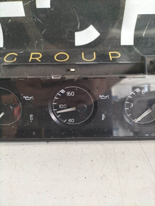 Cuadro de intrumentos Renault Clio 1 1.8 16v/16S