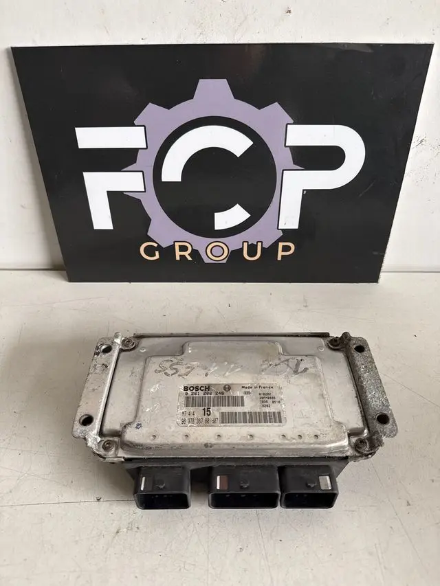 Centralita motor Peugeot / Citroën Referencia original : Bosch 0261206246 Referencia original : 9637838780 / id07