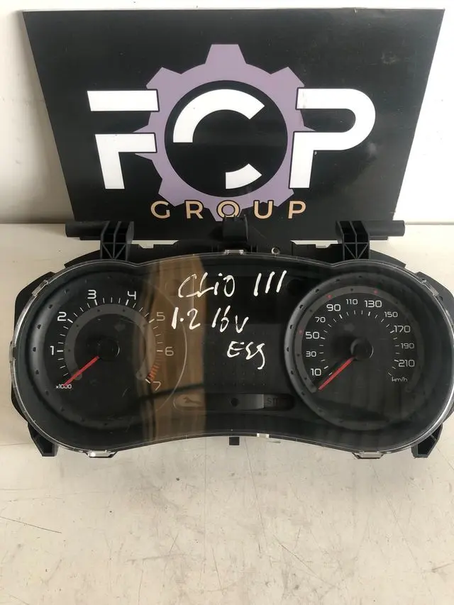 Cuadro de instrumentos Renault Clio III 1.2 16v. Gasolina Referencia original : 8200715178