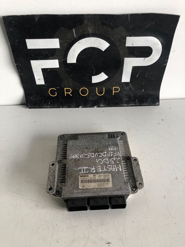 Centralita motor Renault Master 2.5 DCI Referencia Bosch : 0281011254 Referencia original : 8200236624 / 8200236618