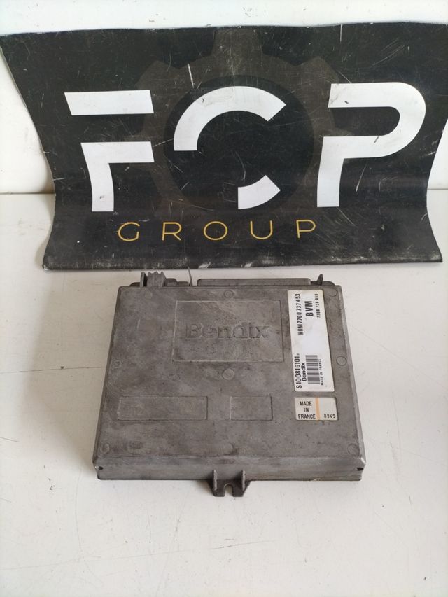 Centralita motor Renault R25 2.0 GTX Referencia original : 7700737453 - 7700738059 Referencia Bendix - Siemens : S100816101