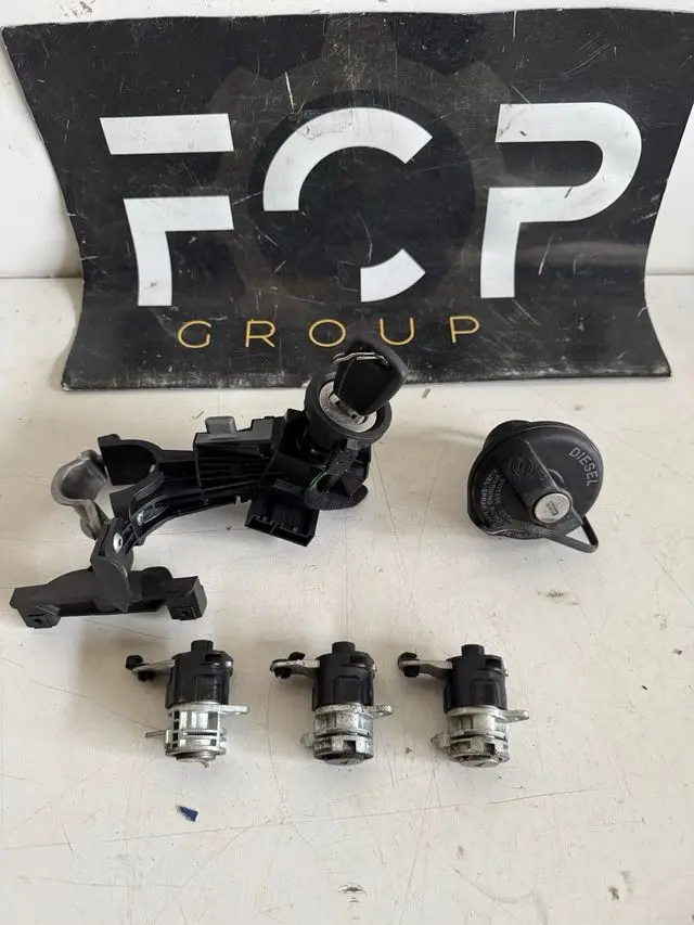 Clausor de arranque Citroen Nemo / Peugeot Bipper / Fiat Fiorino 1.4 HDI Conmutador de arranque + ceradura Referencia original : 518741370B365