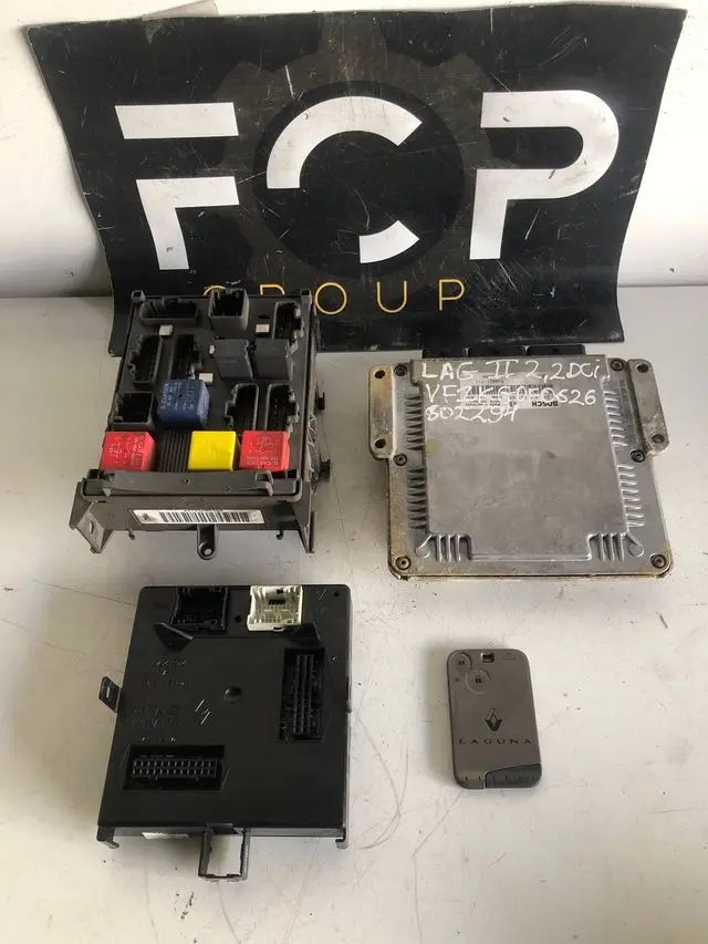 kit de arranque Renault laguna II 2.2 DCI ECU Bosch Referencia : 028012637 - 8200211711  UCH : 8200190272 - 8200213234