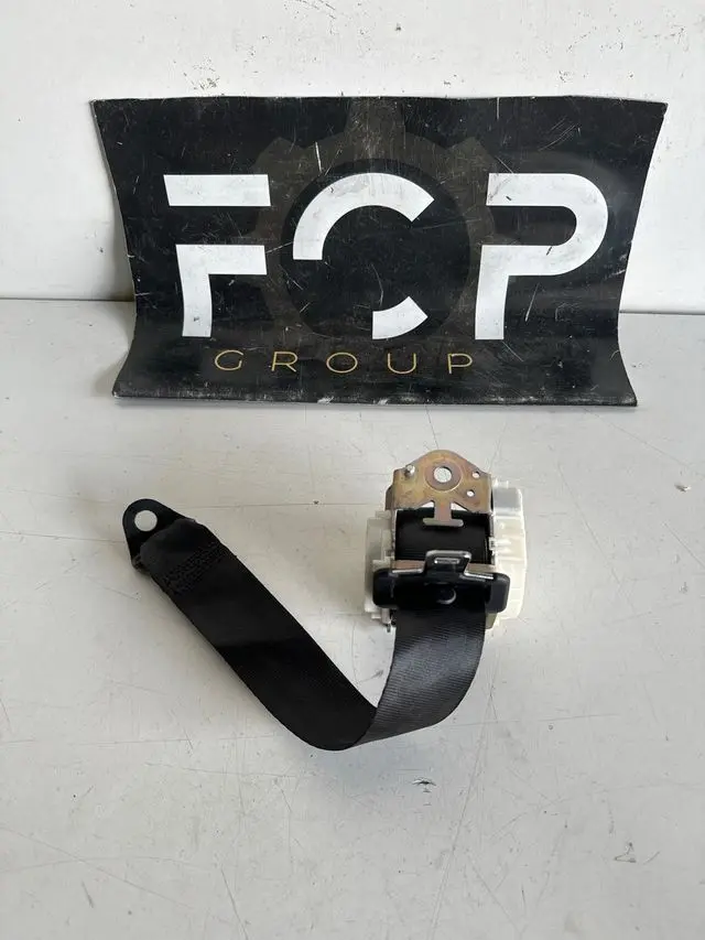 Cinturon de seguridad trasero central Citroen c3 2009-2016 / ds3 Referencia original : 96819586XX