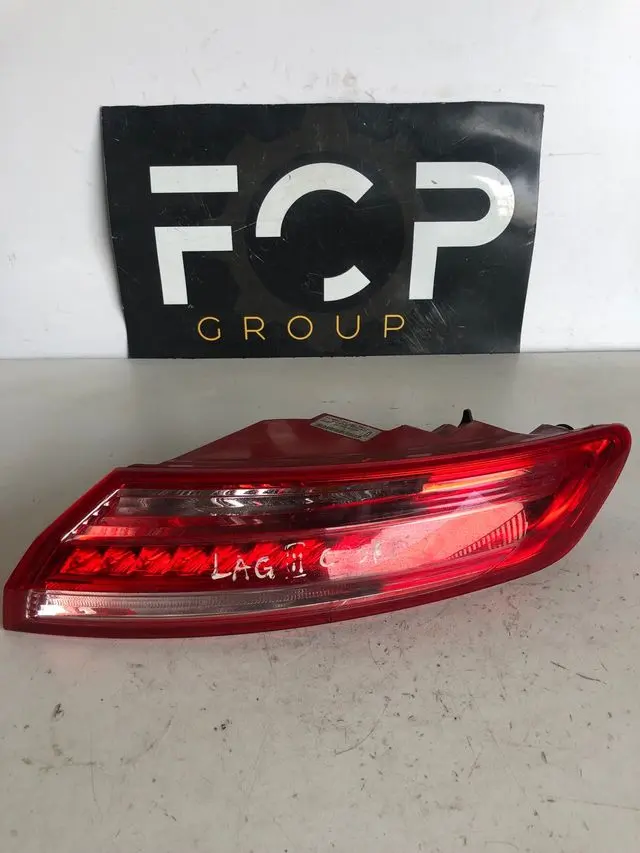 Piloto trasero derecho Renault Laguna 3 Coupe Referencia original : 265500005R