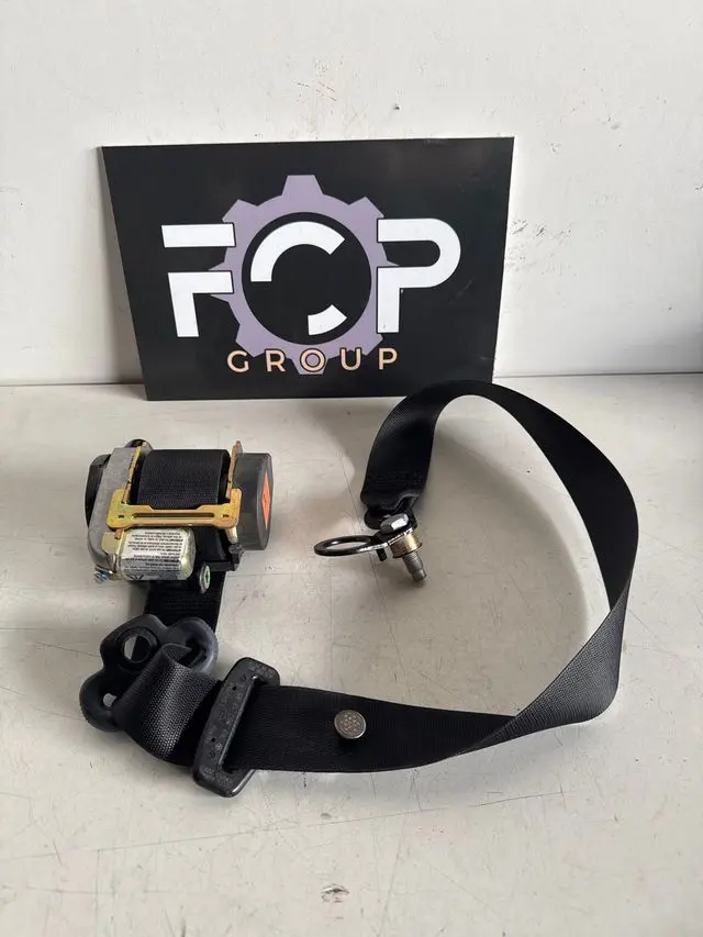 Cinturón de seguridad delantero izquierdo para Mercedes-Benz Clase A (W168), modelo A140. Referencia original : 566287701-11LS-000 - 16483S