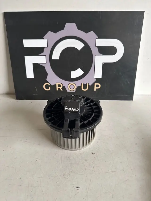 Ventilador de calefacion Cadillac SRX Referencia original : AY272700-0400  2003/2009