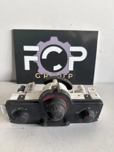 [C-CH0073] Mando climatizador Renault Kangoo II 2008-> Referencia : 5F2140100